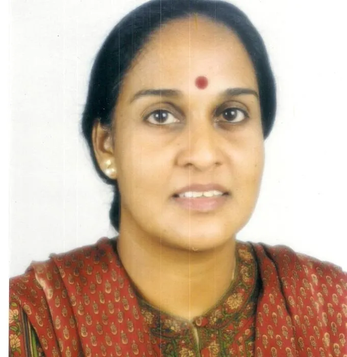 Santhini Govindan The Writer's Bug.com