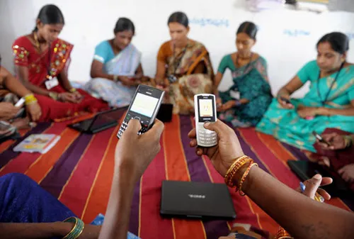 india's mobile phone gender gap