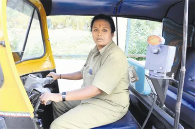 Auto service by women for women