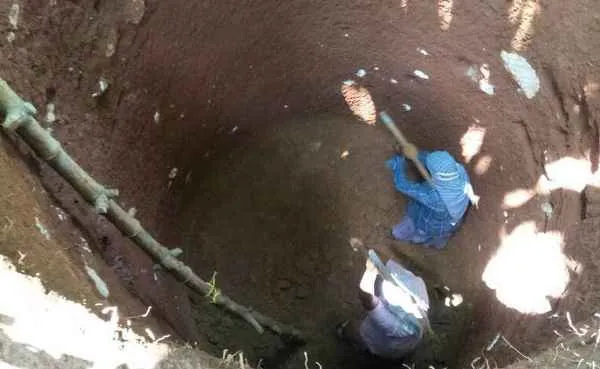 Women digging wells
