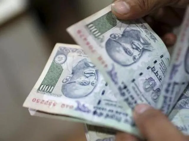 Need for cash flows india women investing,indian economy