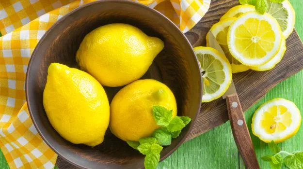 10 Reasons to include Lemon in your diet - SheThePeople TV