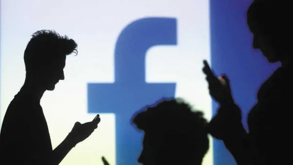 facebook deletes comment ,spoorthi priya , Facebook apologises to elderly porcophile ,Facebook Digital Literacy Library