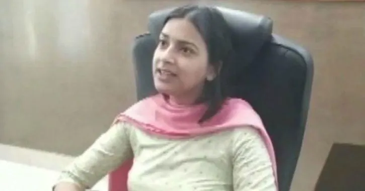 Bihar DM Inayat Khan Adopts Daughters Of Martyred CRPF Jawans