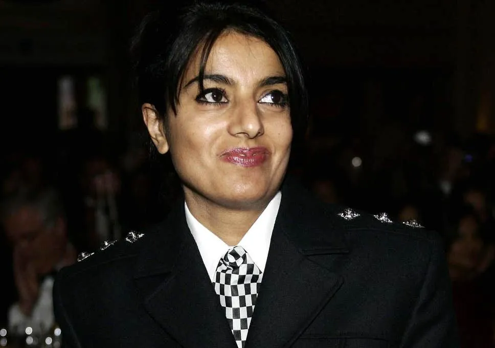 Female Cop Slams UK Police
