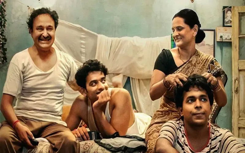 Indian parents comparing children, Gullak Season 4 Release Date, Gullak Season 3 review, Gullak season 3 plot, Gullak season 3 cast ,Gullak release schedule ,Gullak Season 3 release time ,Gullak Season 3 Release Date and Time ,Web Series Releasing In April, gullak next season release date, Gullak Season 3 release date ,review