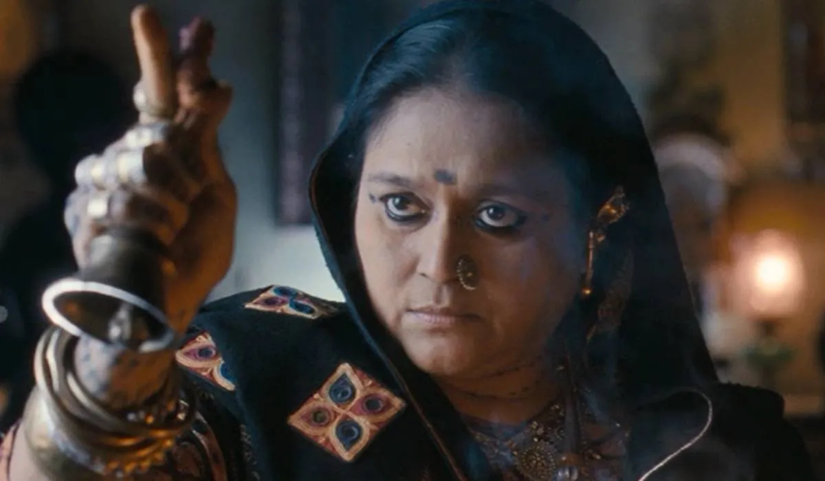Gtragic hindi film love stories, Supriya Pathak, bollywood women antagonists